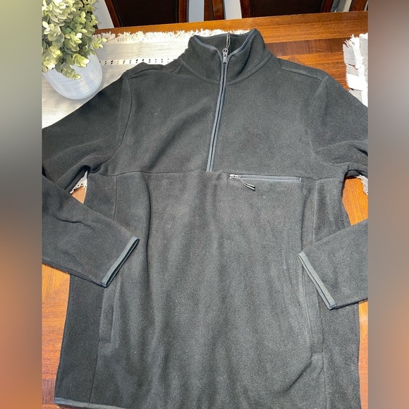 nwot mens size medium fleece sweater - Picture 1 of 1